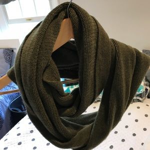 Green scarf
